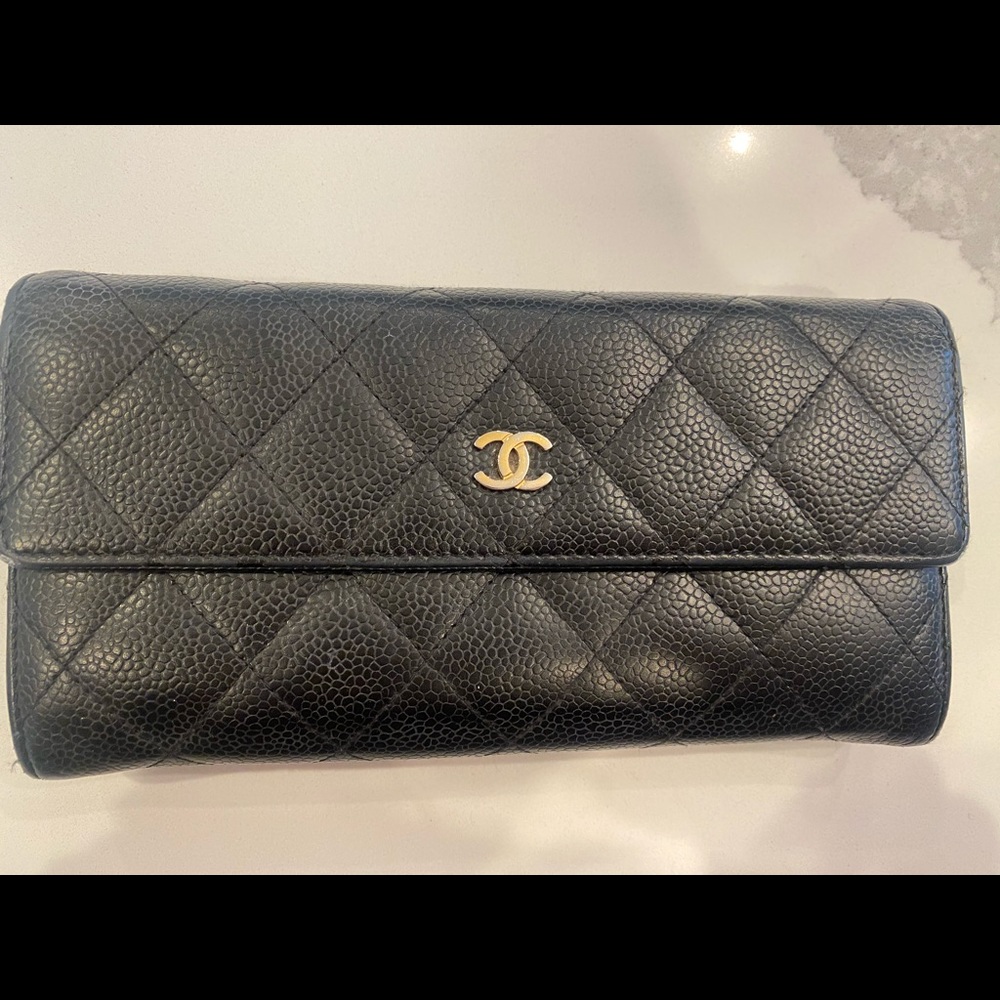 Channel caviar Flap wallet